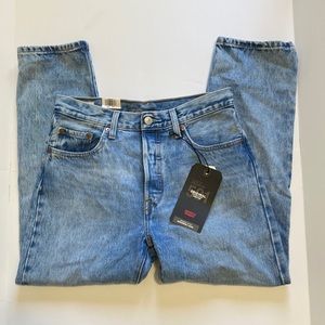 Levi’s 501 Straight Leg Cropped Jeans NWOT